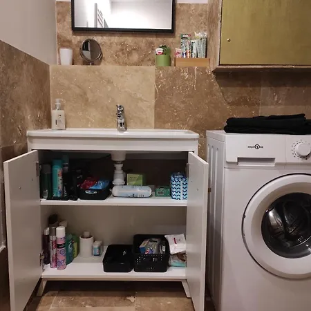Holiday home Maison Luxe Cleo Aeroport 4 Personnes *