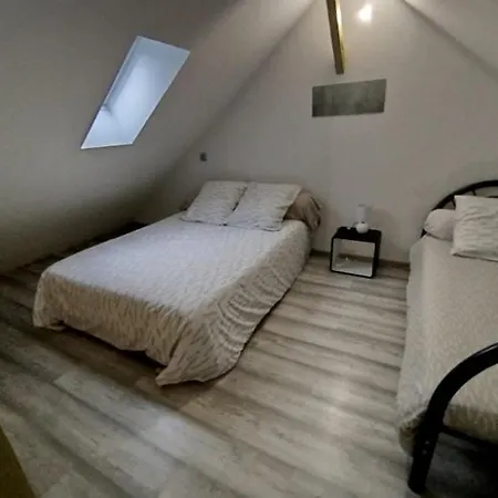 Maison Luxe Cleo Aeroport 4 Personnes *