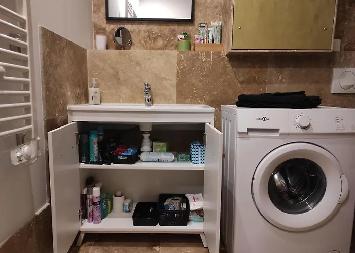 Holiday home Maison Luxe Cleo Aeroport 2 A 5 Personnes *